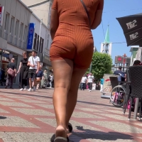 Candid ebony babe with a big booty jiggling and vtl in shorts EbonyJiggle.mp4-2023-08-10-10h13m36s062.jpg