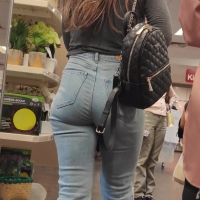 Candid brunette beauty with a nice booty in tight jeans EscalatorJeans.mp4-2023-08-10-10h20m05s184.jpg