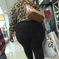 Candid super thick lady with a huge ass in tight jeans at the mall cb84.mp4-2024-08-11-13h40m05s826.jpg