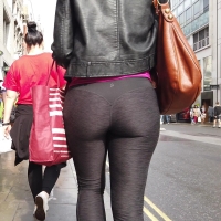 Hot candid babe with a sexy ass in unique sunlit leggings 1c eb in cap gr le ed_edit new.mkv-2022-08-13-17h24m02s038.jpg