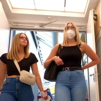 Two sexy candid blonde twins with nice asses in tight jeans Blonde twins.mp4-2022-08-14-08h11m55s064.jpg