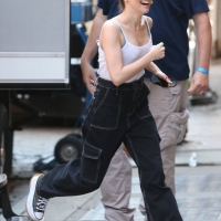 Zoey Deutch on the set of Not Okay in New York with a pokies shot 02.jpg