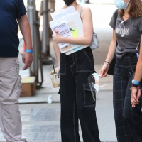 Zoey Deutch on the set of Not Okay in New York with a pokies shot 10.jpg