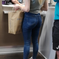 Candid blonde babe with an incredible ass in tight jeans Huge Pull up Blonde 2.mp4-2022-08-16-08h08m43s196.jpg