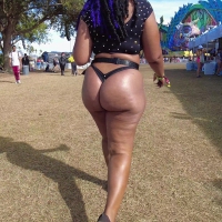Candid ebony raver chick in a thong with a monster booty RDDT187part1.mp4-2022-08-16-08h56m37s897.jpg