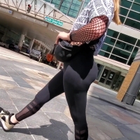 Sexy candid blonde protestor in leggings with a round ass whitechick2.mp4-2022-08-16-09h11m23s248.jpg
