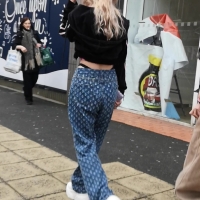 Candid skinny blonde girl with her black thong sticking out of her pants Panties on show.mp4-2022-08-16-17h00m58s081.jpg