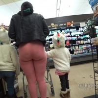 Ebony milf booty and vpl