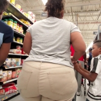 Milf fatty in jeans