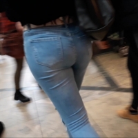 Nice booty in jeans