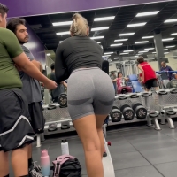 Hot candid athletic blonde girl with a nice ass in grey spandex shorts at the gym IMG_6792.MOV-2023-08-17-06h04m23s769.jpg