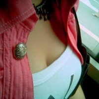 Candid babe with nice cleavage on the bus tumblr_o18x8rYVCN1usr3jvo6_640.jpg