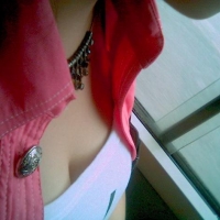 Candid babe with nice cleavage on the bus tumblr_o18x8rYVCN1usr3jvo5_640.jpg