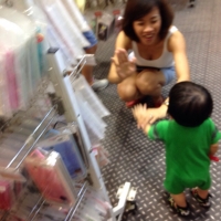Asian candid milf in white top showing some cleavage tumblr_nyzdi6mGR11u0uajvo10_1280.jpg