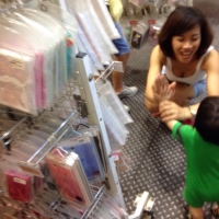 Asian candid milf in white top showing some cleavage tumblr_nyzdi6mGR11u0uajvo8_1280.jpg