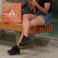 Mix of various candid feet and legs in public Candid legs and feet...._98A1719.jpg