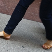 Mix of various candid feet and legs in public Candid legs and feet...._179AC11.jpg