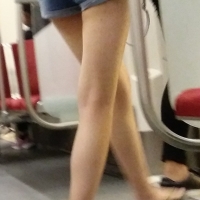 Mix of various candid feet and legs in public Candid legs and feet...._A43F143.jpg