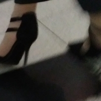 candid legs and feet...._0D74DA0.jpg