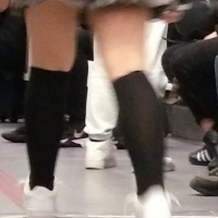 candid legs and feet...._0F60ECE.jpg