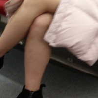 candid legs and feet...._98F9C5A.jpg
