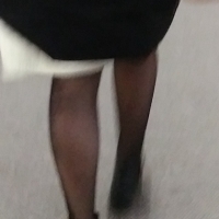 candid legs and feet...._7467CE4.jpg