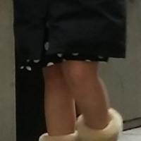 candid legs and feet...._139785B.jpg