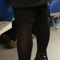 candid legs and feet...._BE81BFA.jpg
