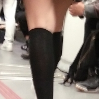 candid legs and feet...._CD20E07.jpg