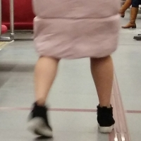 candid legs and feet...._E8868E2.jpg
