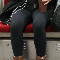 candid legs and feet...._EC9B236.jpg