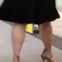 Mix of various candid feet and legs in public Candid legs and feet...._842E58E.jpg