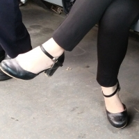 Mix of various candid feet and legs in public Candid legs and feet...._75373FC.jpg