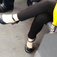Mix of various candid feet and legs in public Candid legs and feet...._A49521E.jpg