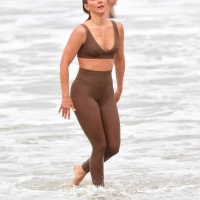 Julianne Hough wet in sports bra and leggings at Venice Beach with hard nipples 16.jpg