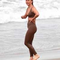 Julianne Hough wet in sports bra and leggings at Venice Beach with hard nipples 21.jpg