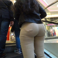 Amazing ass in jeans
