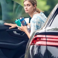 Taylor Hill candid in light blue leggings while heading to Pilates class taylor-hill-rocks-light-blue-leggings-and-tie-dye-top-while-heading-to-pilates-class-in-west-hollywood-california-180821_1.jpg