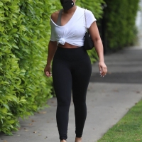 Lori Harvey candid looking sexy in leggings and a sports bra after pilates 06.jpg