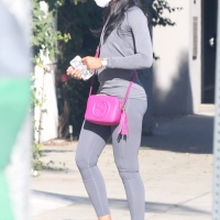 Lori Harvey's booty looking delicious in grey leggings while out grabbing a snack in LA 06.jpg