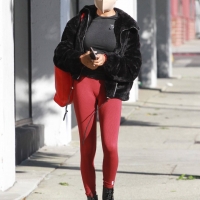 Skai Jackson paparazzi pictures in red leggings going to the gym Skai-Jackson---Practice-for-semi-finals-week-at-the-DWTS-studio-in-Los-Angeles-03.jpg