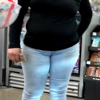 Thick candid girl in jeans with a fupa Maliropen - Puta creep - 00052acdb079-cf65-453_0005.jpg