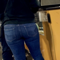 Fat booty candid babe in tight jeans Maliropen - Puta creep - 0094f6fa159e-ab9e-46b_0094.jpg