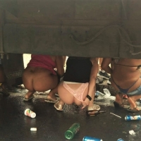 Girls caught pissing on camera and outside bobjim_1945 - Its The little Things 3 - 00602141094294.jpg