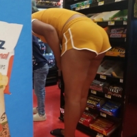 Candid ebony babes in shorts EbChkVPLwAud.mp4-2021-08-12-10h53m50s186.jpg