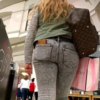 Candid blonde girl with a big booty in tight grey jeans at the mall 06.mp4-2021-08-18-13h27m21s865.jpg