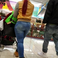 Candid red haired ebony milf with a sexy ass in tight jeans 20170204_184101.mp4.mkv-2021-08-19-12h31m47s590.jpg