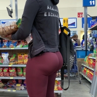 Candid sexy girl standing in line with an insane bubble butt in red leggings RCAN25.MOV-2023-08-20-08h07m42s907.jpg