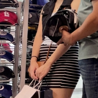 Cute candid babe in a little tight striped skirt Maliropen - Puta creep - 0058a9ab60c3-8a49-476_0058.jpg