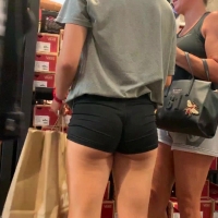 Cheeky blonde in spandex